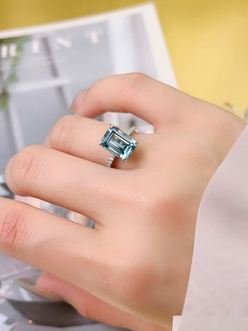 Emerald Cut Blue Aquamarine Fancy Solitaire Ring 4ct